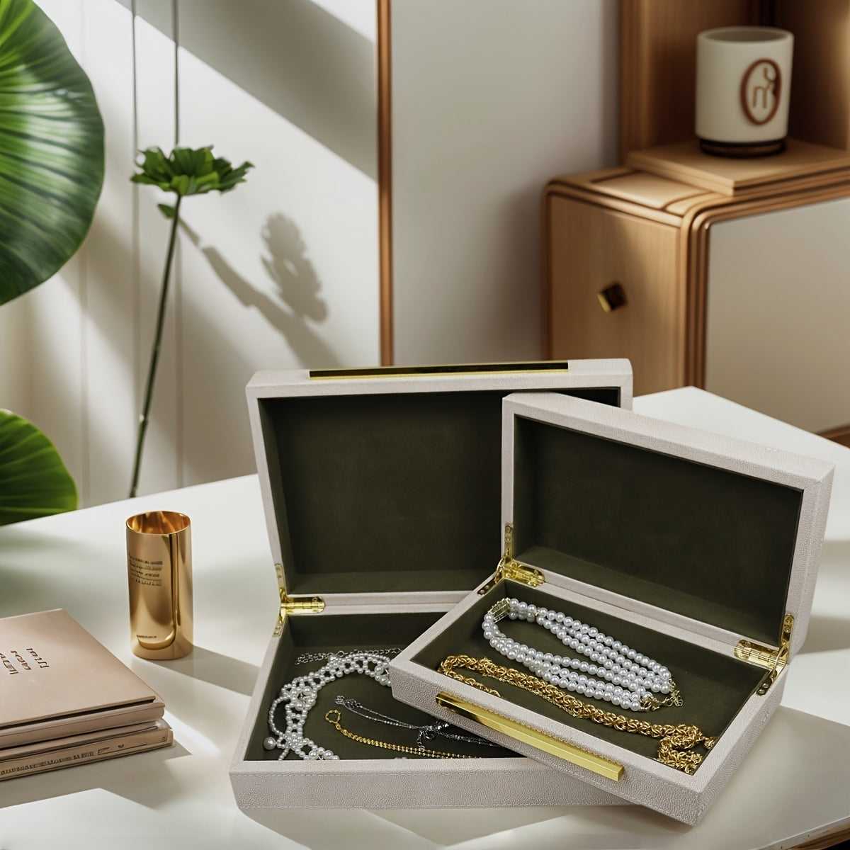 Vintage-Inspired Pearl & Fish Design Jewelry Box - Beige Faux Leather with Golden Handles, Alloy Frame, Textured Finish - Elegant Storage for Bracelets, Earrings, Necklaces & More - Perfect for Bedroom, Closet, or Gift, Jewelry Gift Box, Bedroom Decor,