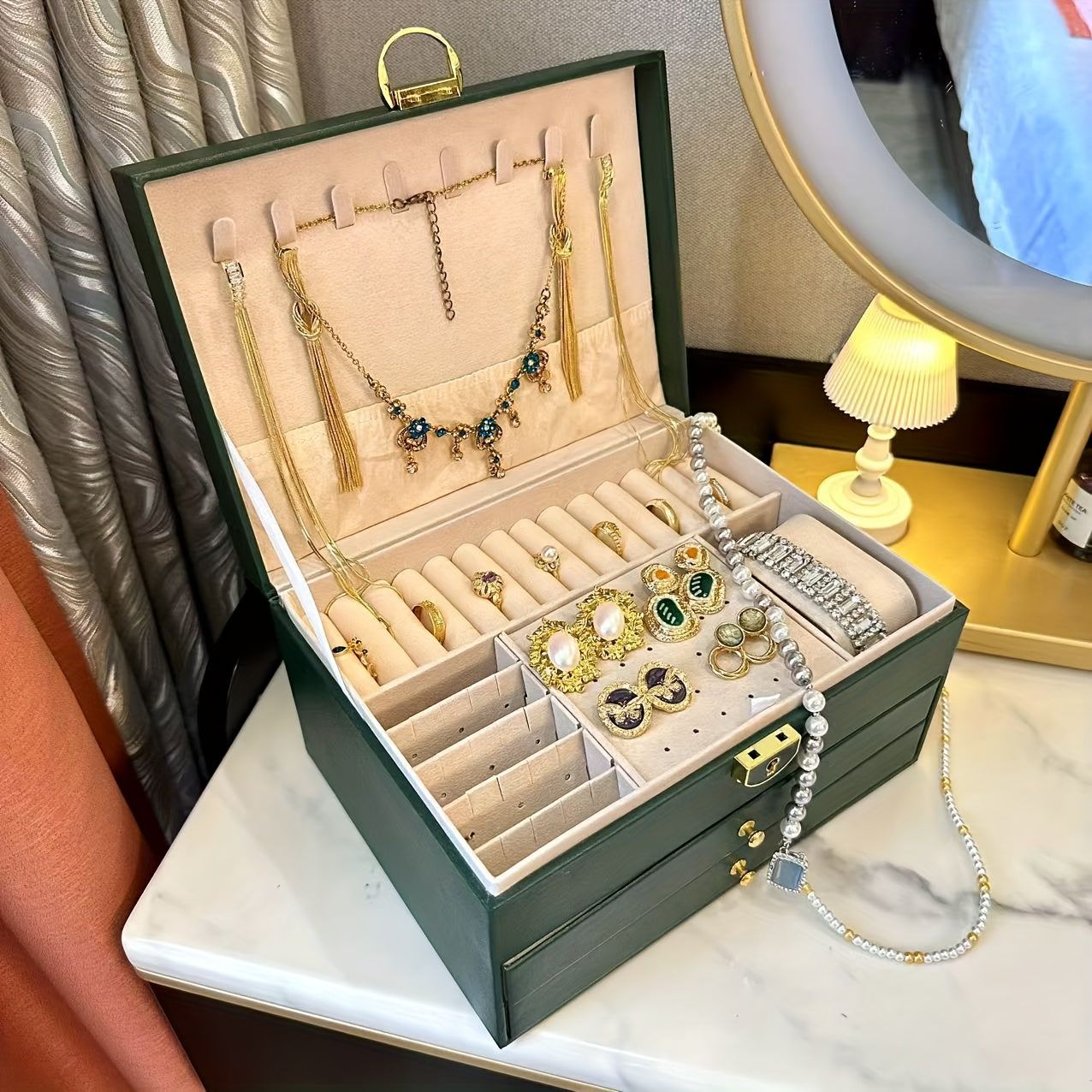 1pc Elegant Faux Leather Jewelry Box with Key Lock - Large Capacity Organizer for Earrings, Rings, Necklaces & Bracelets - Vintage Style Desktop Storage, Ideal Gift for Women, Mother'S Day Present, Jewelry Gift Box, Jewelry Boxes